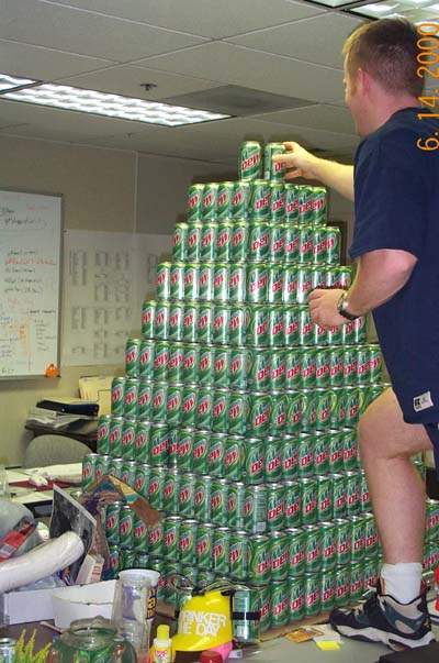 Pyramid_6-14-00 s.jpg (62632 bytes)