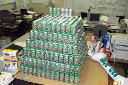 Pyramid_6-6-00 s.jpg (43340 bytes)