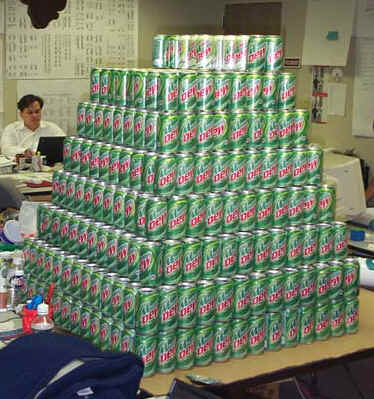 Pyramid_6-8-00.jpg (30348 bytes)